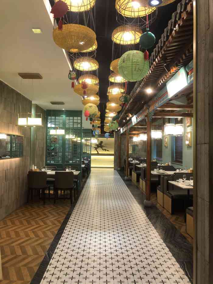 热河食府(中山路店)-"以前在裕华路,现在搬迁至此.还是山西味道.