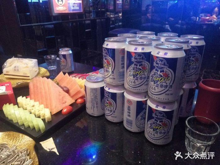 佰迪乐ktv(恒基店)蓝带啤酒图片