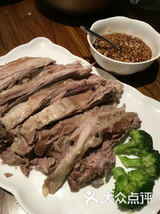 盐池滩羊手抓肉,细嫩鲜香,最美味的手抓源于香贵!