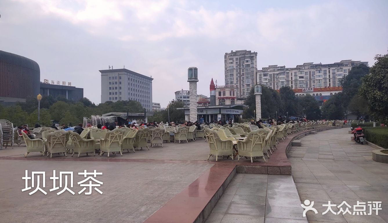 利州广场,广元的地标性建筑之一