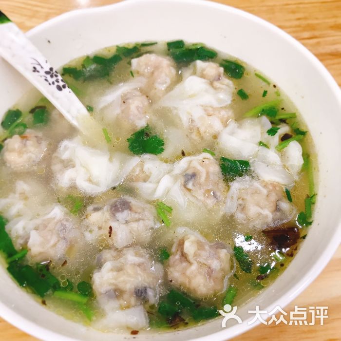 老上海馄饨铺香菇鲜肉小馄饨图片 - 第3张