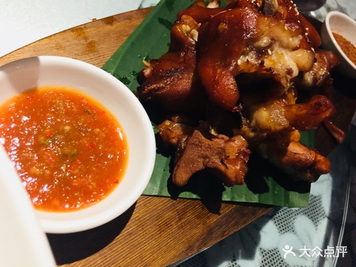 觅云云南菜·驿境(恒力博纳店)傣味烤猪蹄图片 - 第1张