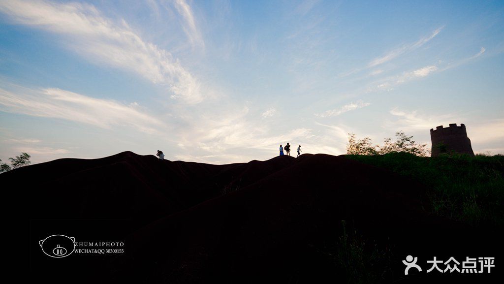 就是几堆红土!不值得去!门票还贵!各位看.-红