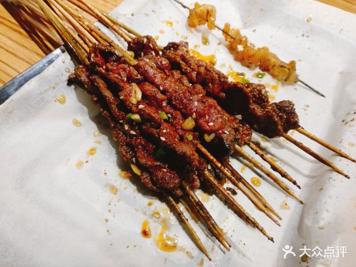 小牛肉三分熟