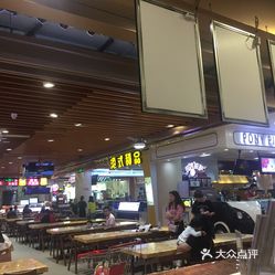 小吃快餐  石狮市其他  德辉广场  吃通天美食广场 有时候不知道吃