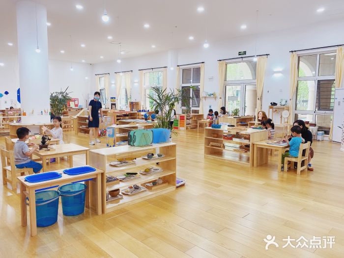 孩提时光蒙特梭利儿童之家图片
