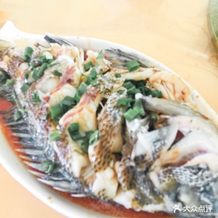 大自然渔港饭店清蒸海红鱼图片 第1张