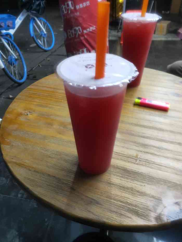 8090奶茶店-"之前一直觉得8090的奶茶平价一般,直到.