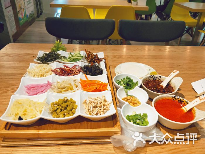 wawa贵州特色新味道酸汤丝娃娃图片 第1张