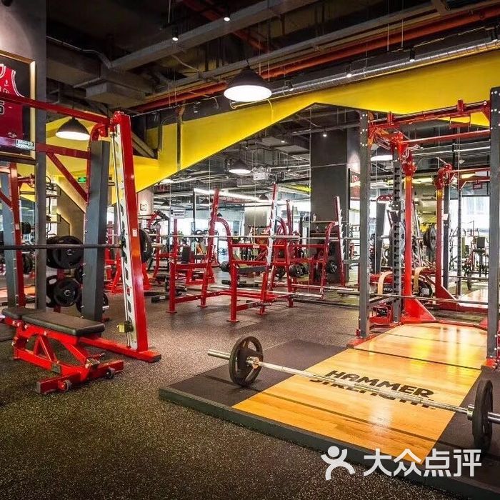 x-max健身工厂