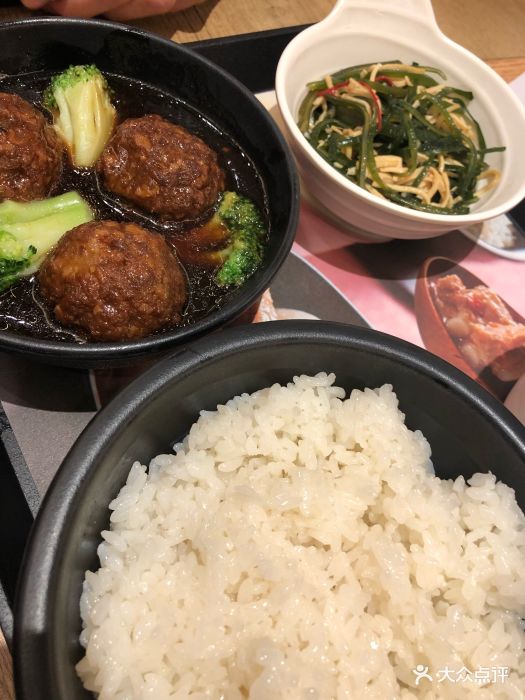 老娘舅(海虞北路店)鱼肉狮子头图片 - 第1张