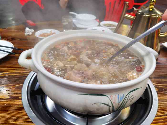 占记鸡子牛鞭煲(南城店)-"「招牌花胶老鸡牛鞭鸡子煲