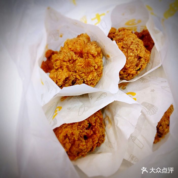 华莱士(康华店)香酥鸡腿图片