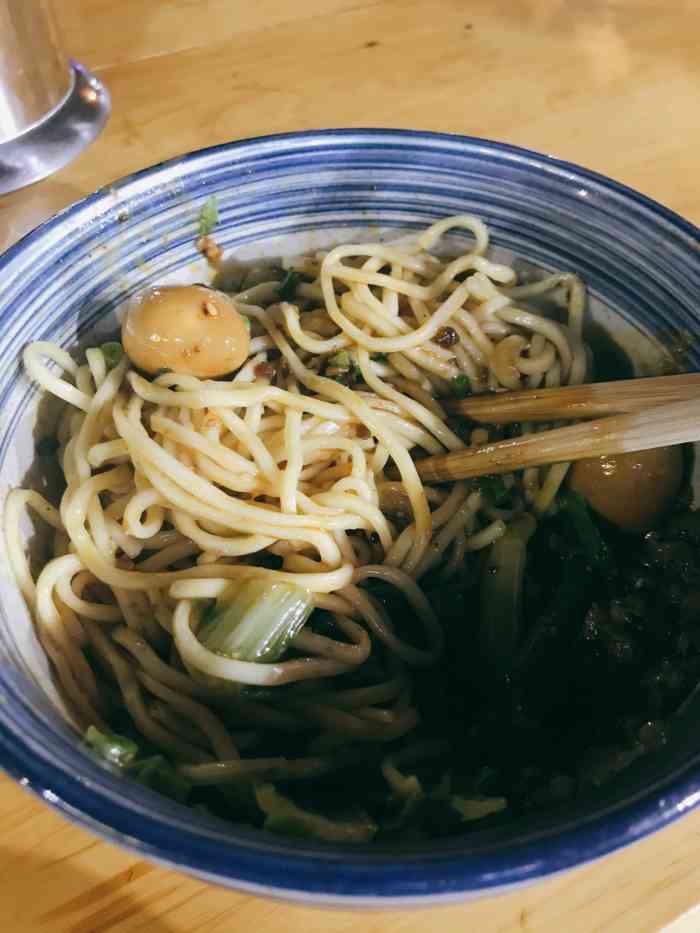 坝坝面-"生椒牛肉面没有猪肝面好吃,干面没有水面好.