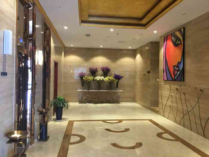 贵阳郁锦香酒店(原贵阳艾登金煦酒店)-"【位置】位于高新区贵阳人才城