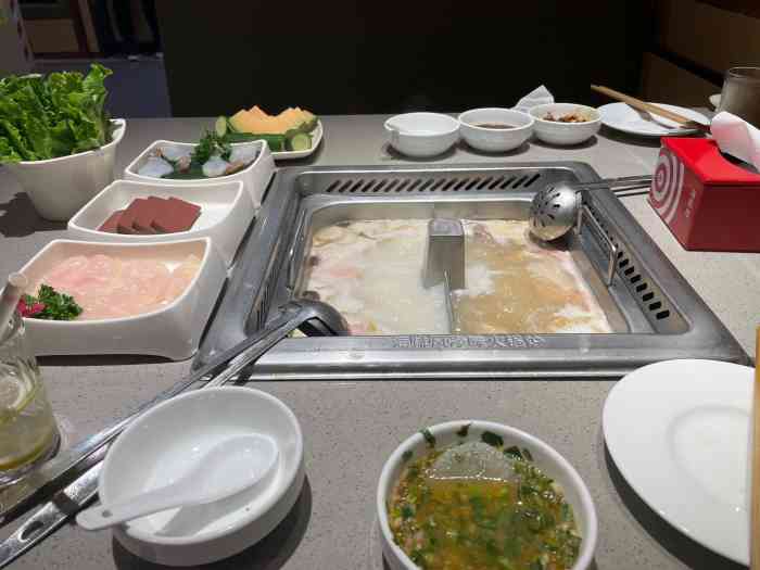 海底捞火锅(翰林广场店)-"第一次去太和新开的海底捞