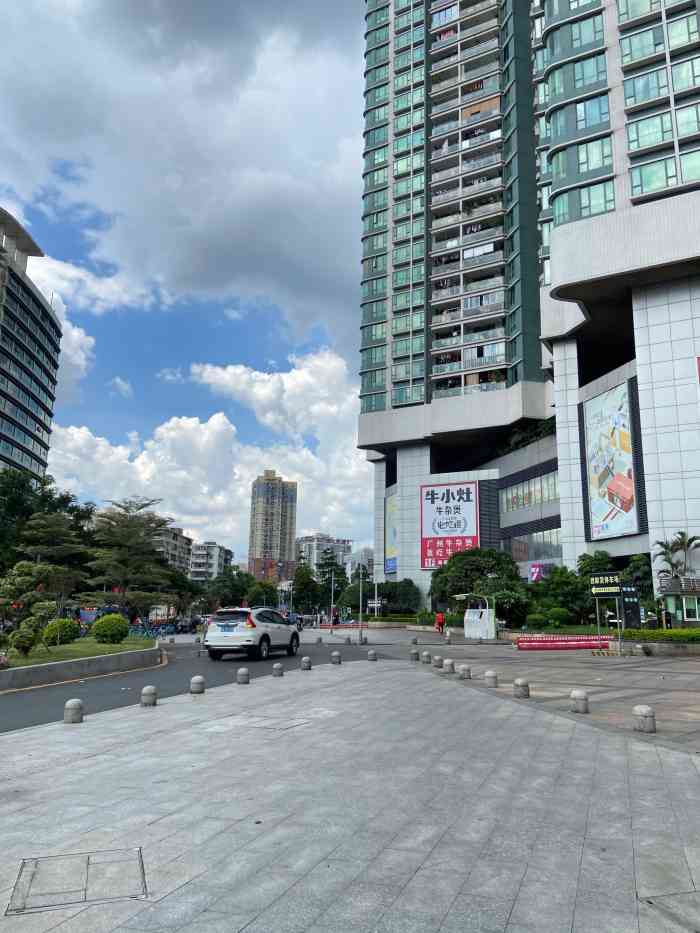 领展购物广场·广州-"准备去黄沙市场经过这里,美美哒!商场很高.