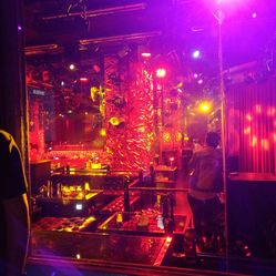 大连酒吧排名_大连tt酒吧陈世镇图片