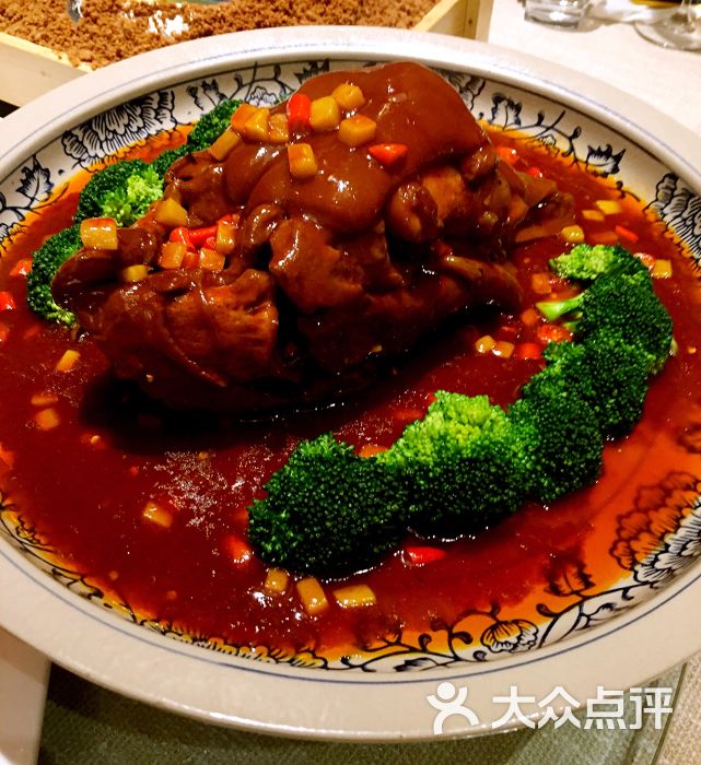 拂晓(宽窄巷子店)-黄牛赛熊掌图片-成都美食-大众点评网