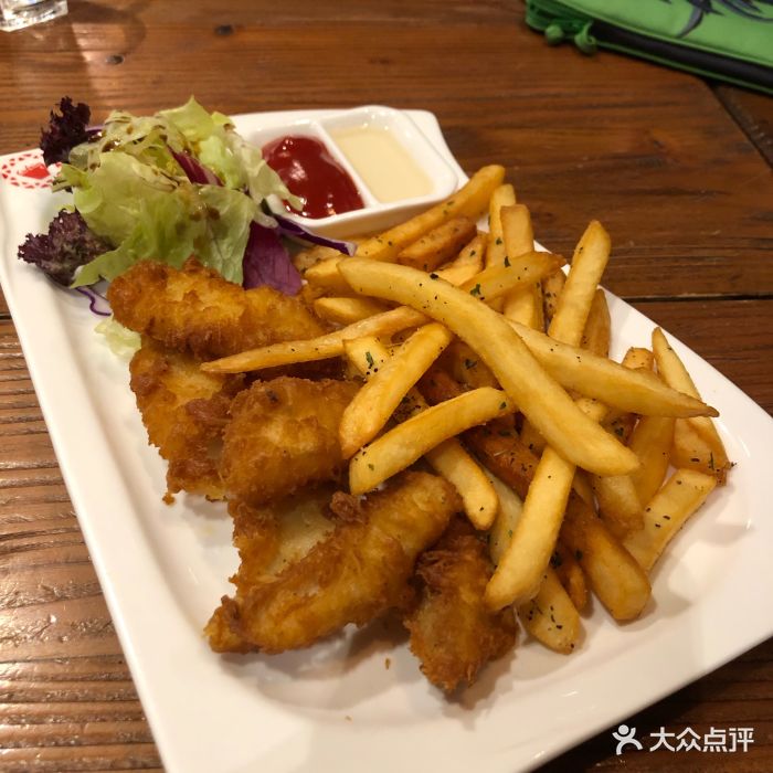 咖啡伦敦(金汇南路总店)炸鱼薯条图片
