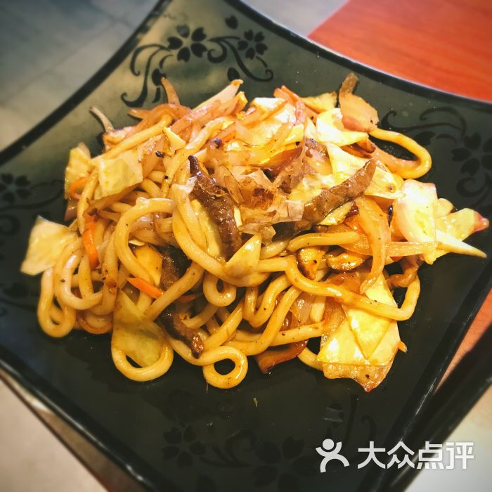 牛肉炒乌冬面