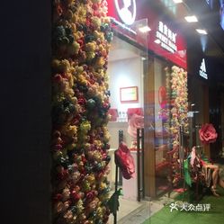 中国小店铺算入GDP吗_中国gdp增长图(2)