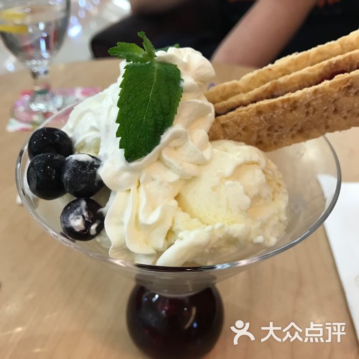 哈根达斯(上海宝山万达店)蓝莓酸奶冰淇淋图片 - 第429张