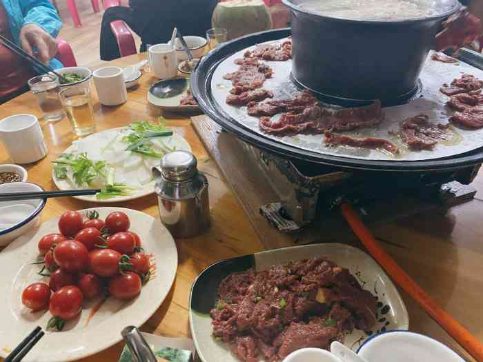 仙沟农家牛肉加工店"为了做牛肉酱,飞车过来定安买牛肉,既来之.