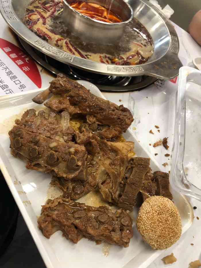 啃骨头酱骨火锅(公益西桥店)