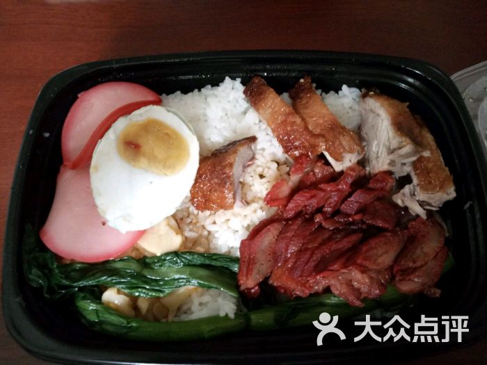 烧鸭拼叉烧饭