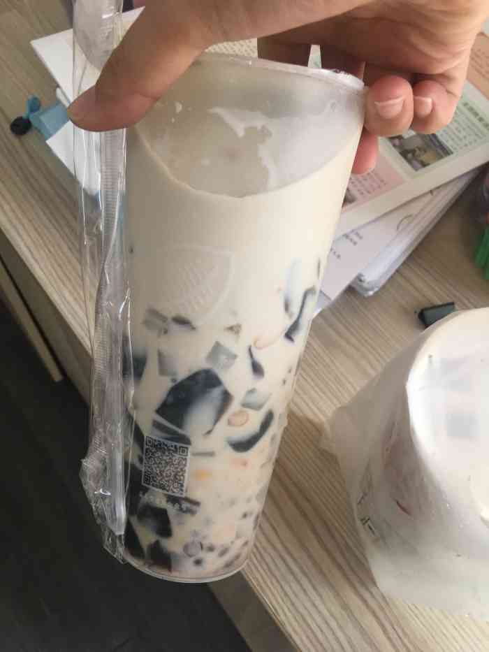 益禾堂奶茶(车陂店)-"牛奶烧仙草一开始喝的时候是的