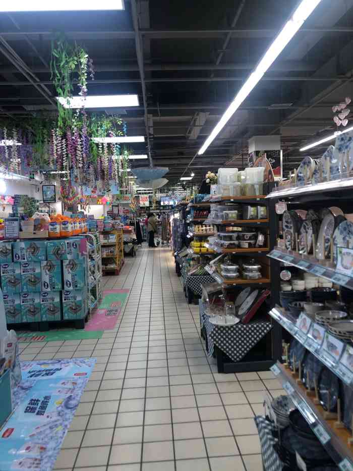 兴龙广缘超市(孟营店"我发现广缘超市真的是秦皇岛分店最多的一个.