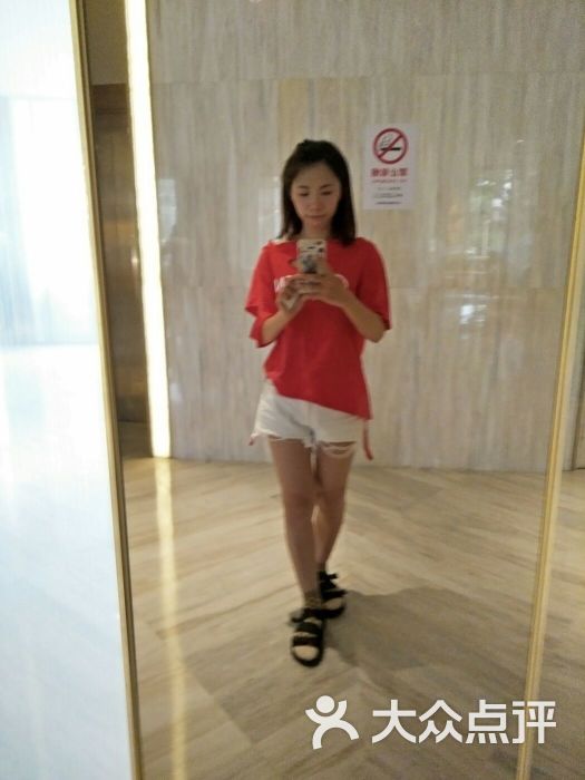 全季酒店(上海陆家嘴八佰伴店):硬枕头?没有。