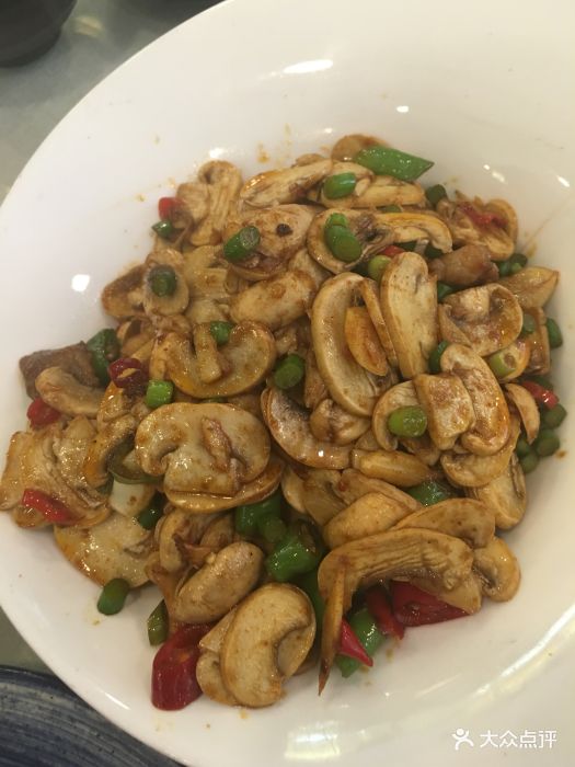 自然门烤鸭家常菜-小炒口蘑图片-北京美食-大众点评网