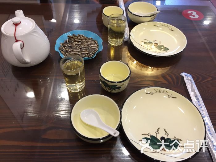 餐具摆设