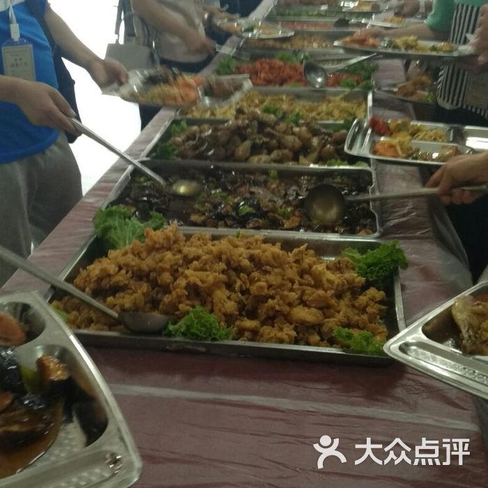 恒星科技学院餐厅