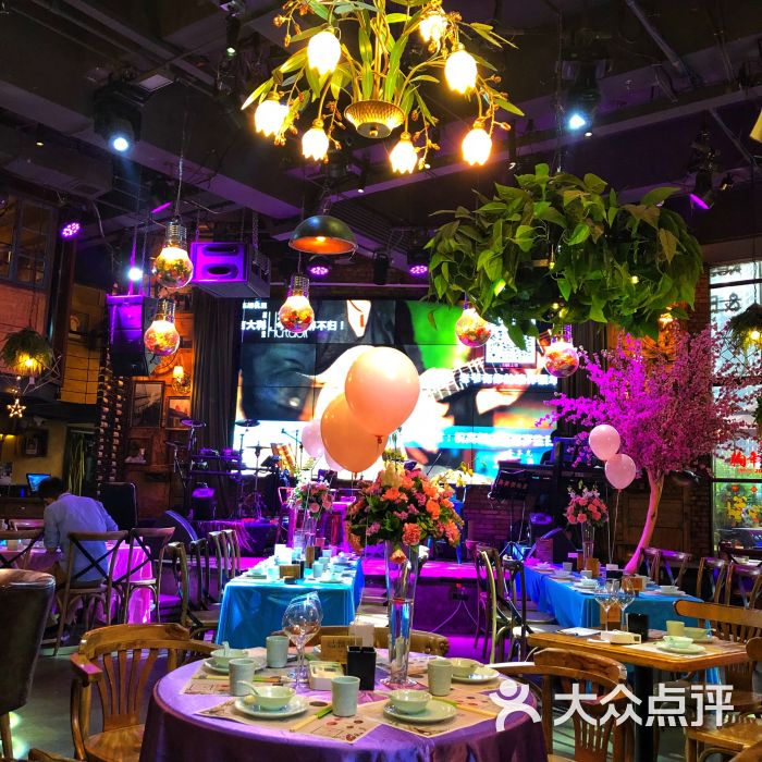 胡桃里音乐酒馆(高新店-环境图片-西安美食-大众点评网