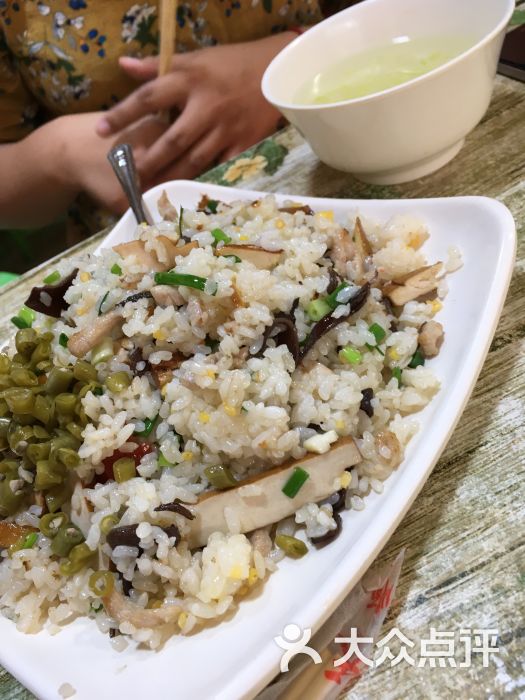 豆干肉丝炒饭