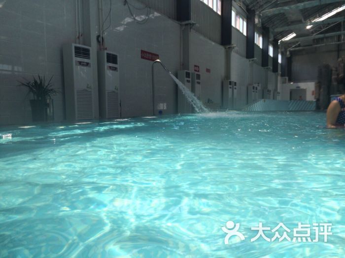 铭钏湾温泉水上乐园