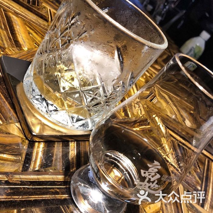 高地威士忌吧highland whisky bar