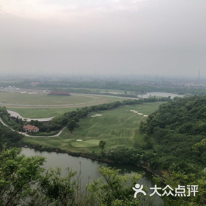 平湖九龙山风景区