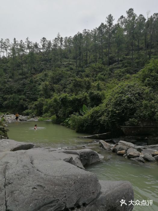 龙溪山庄图片