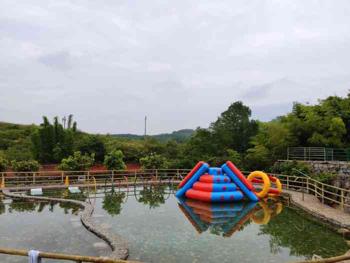 南雄南岭温泉-"南雄龙华山温泉酒店,在全安镇暖水塘村