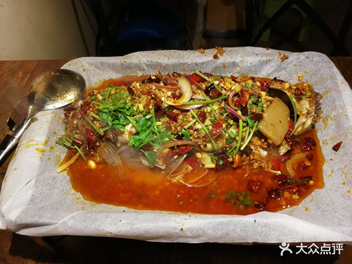 纸包清江鱼