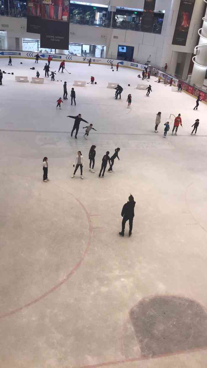 世纪星滑冰俱乐部(万象城店)