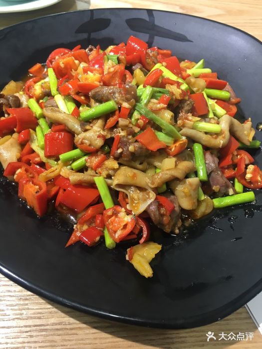 招牌小炒鸡杂