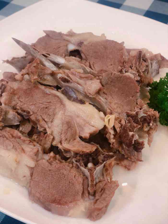 宁夏驻京办德园餐厅-"手抓肉做的非常地道,是在北京吃过最好吃的.