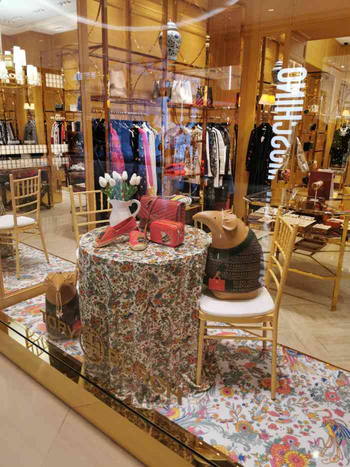 toryburch(ifs国金中心店)-"[门店环境]ifs的环境是ok