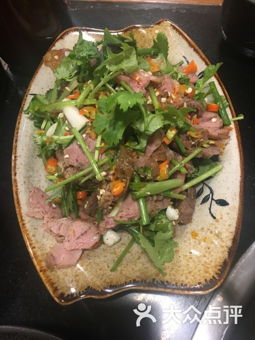 草包牛肉