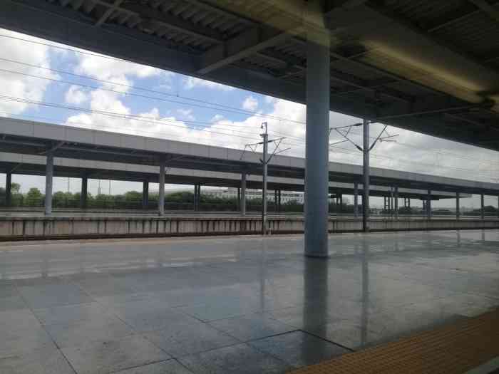 抚州站-"抚州火车站,位于高新开发区,于2013年."